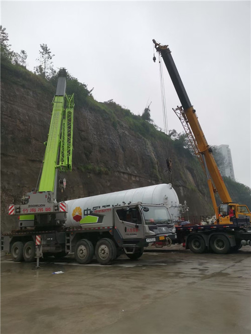 安宁区“不怕风雨冻”—— 吊车的 “恶劣环境适应” 技术